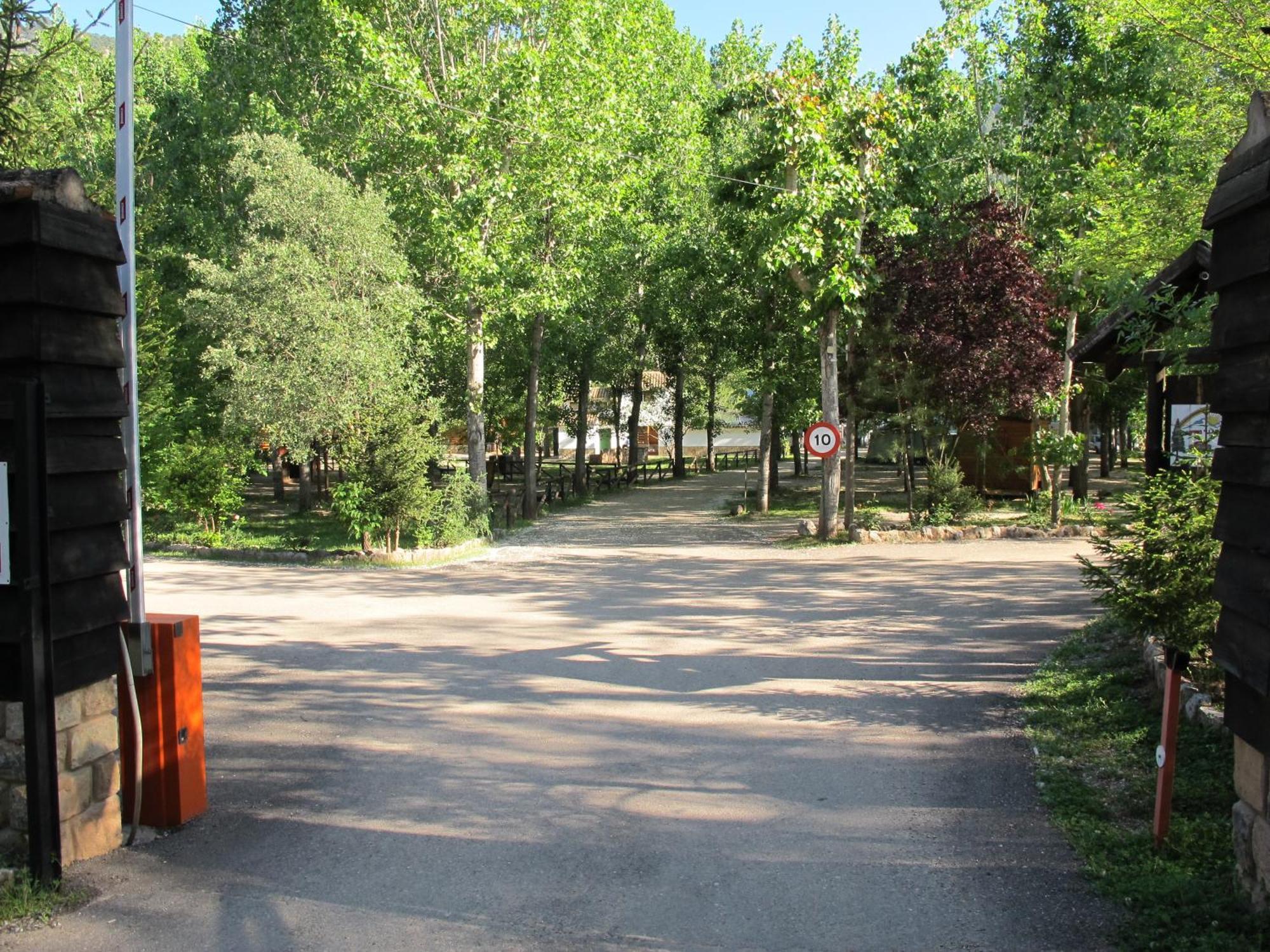 Camping Rural Llanos De Arance Coto Rios Dış mekan fotoğraf